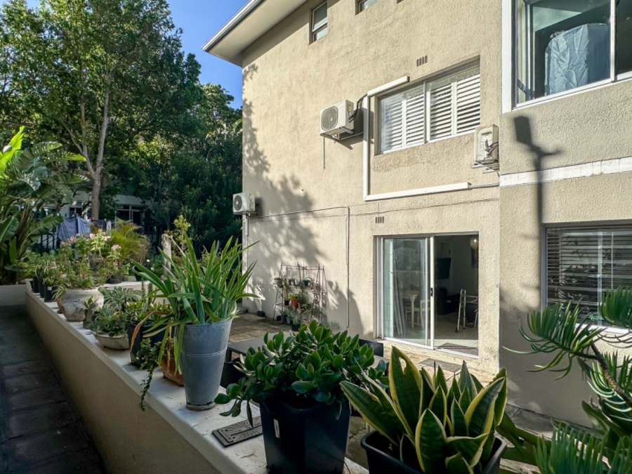 To Let 2 Bedroom Property for Rent in Tamboerskloof Western Cape